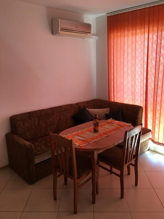 Adonai Apartments Nesebar Exteriör bild