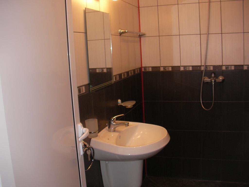 Adonai Apartments Nesebar Exteriör bild